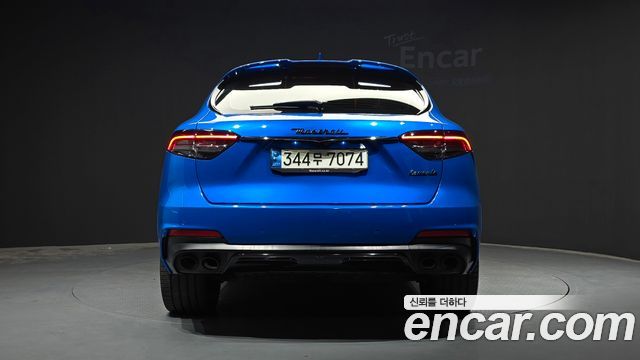 Maserati Levante 3.0 S AWD F Tributo 2021 — фото 4