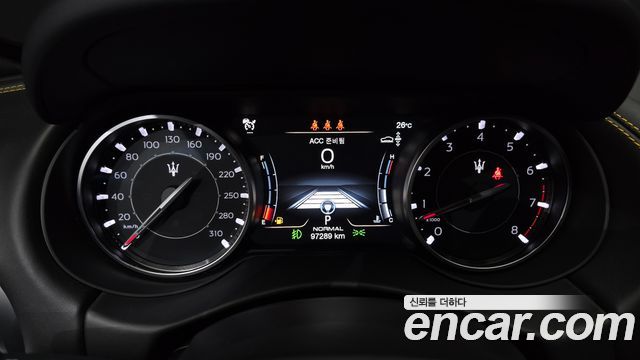 Maserati Levante 3.0 S AWD F Tributo 2021 — фото 8