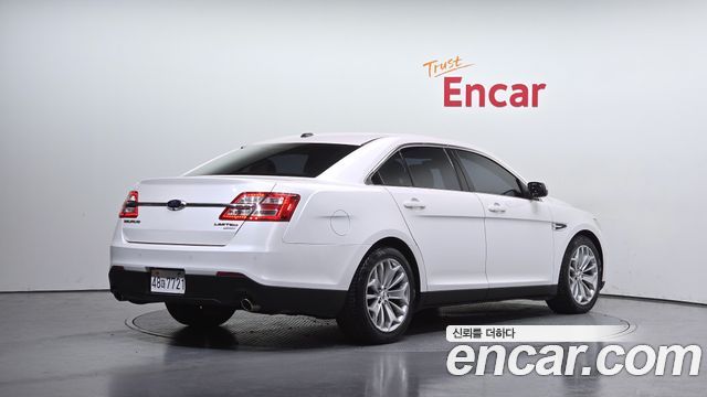 Ford Taurus 2.0 Limited EcoBoost 6th 2015 — фото 2