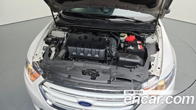 Ford Taurus 2.0 Limited EcoBoost 6th 2015 — фото 6
