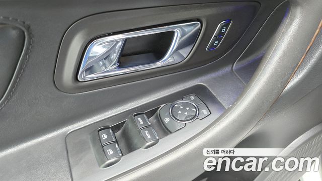 Ford Taurus 2.0 Limited EcoBoost 6th 2015 — фото 15