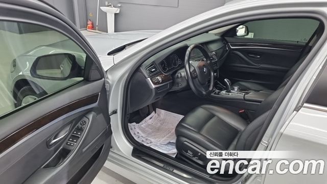 BMW 5 Series (F10) 528i xDrive 2015 — фото 7