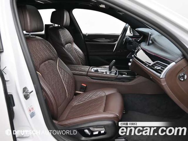 BMW 7 Series (G11) 730Ld xDrive M Sport 2020 — фото 10