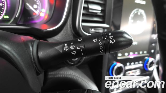 Renault Korea QM6 2.0 GDe PREMIERE 2WD 2020 — фото 29