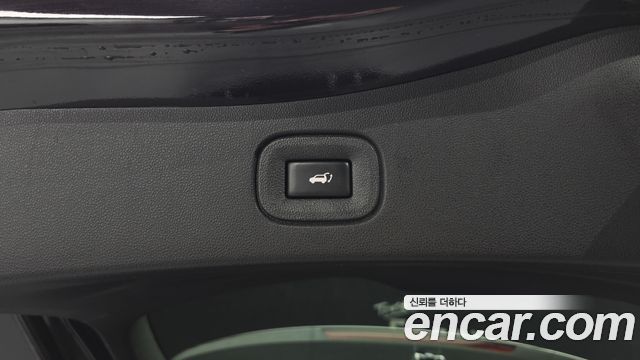 Renault Korea QM6 2.0 GDe PREMIERE 2WD 2020 — фото 33