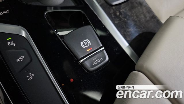 BMW 6 Series GT (G32) 640i xDrive M Sport 2019 — фото 16