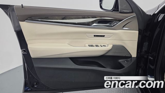 BMW 6 Series GT (G32) 640i xDrive M Sport 2019 — фото 29