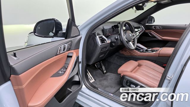 BMW X6 (G06) xDrive40i M Sport 2024 — фото 10