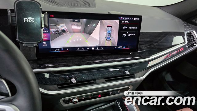 BMW X6 (G06) xDrive40i M Sport 2024 — фото 18