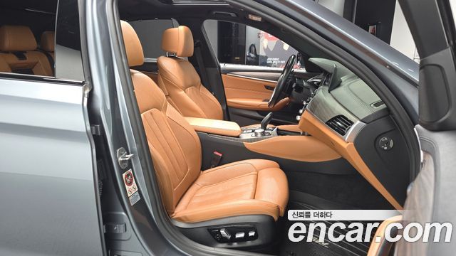 BMW 5 Series (G30) 520d M Sport Package Plus 2017 — фото 11