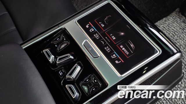 Audi A8 (D5) 55 TFSI Quattro LWB 2020 — фото 22