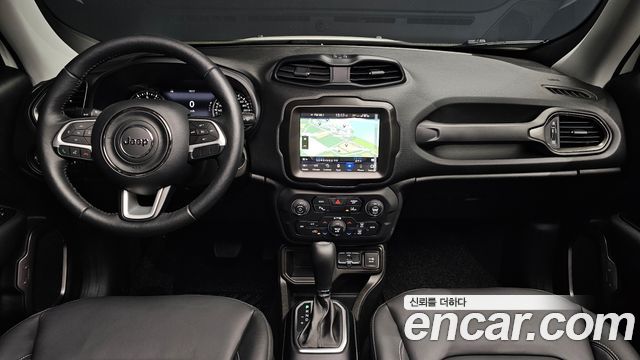 Jeep Renegade 1.3 Limited 2023 — фото 7