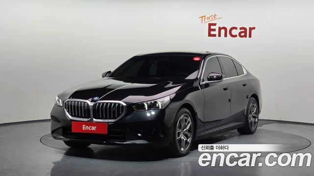 BMW i5 (G60) eDrive 40 2025 — фото 1