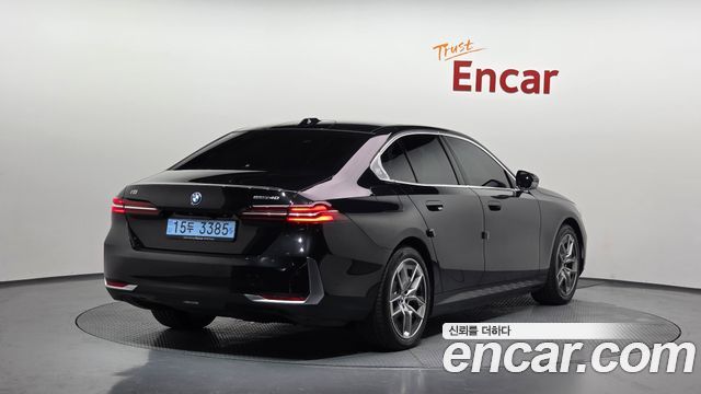 BMW i5 (G60) eDrive 40 2025 — фото 2
