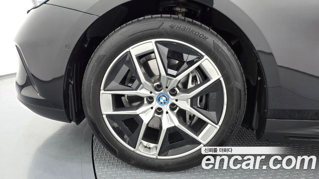BMW i5 (G60) eDrive 40 2025 — фото 5