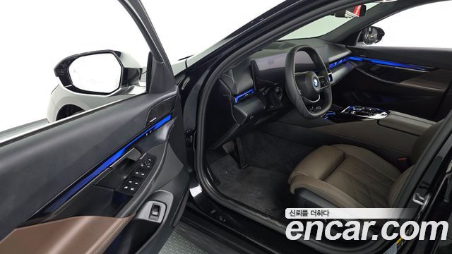 BMW i5 (G60) eDrive 40 2025 — фото 10