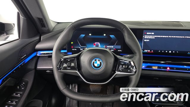 BMW i5 (G60) eDrive 40 2025 — фото 17