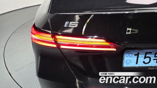 BMW i5 (G60) eDrive 40 2025 — фото 29