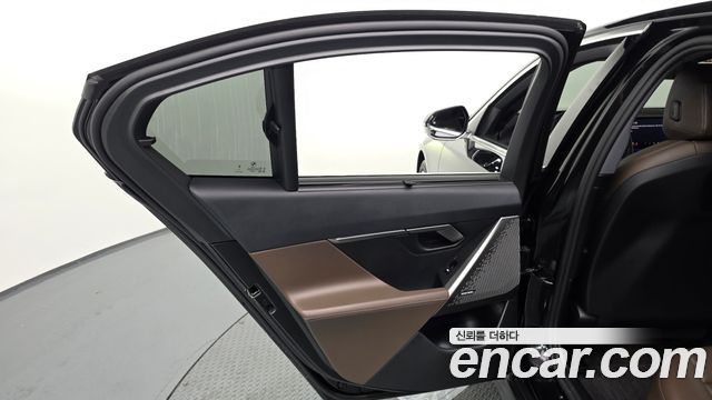 BMW i5 (G60) eDrive 40 2025 — фото 31