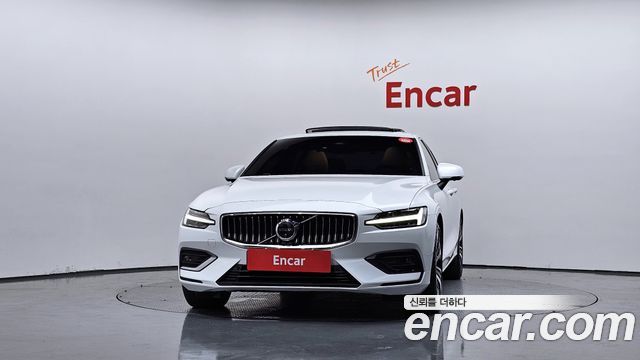 Volvo S60 (III) B5 Ultimate Bright 2024 — фото 3