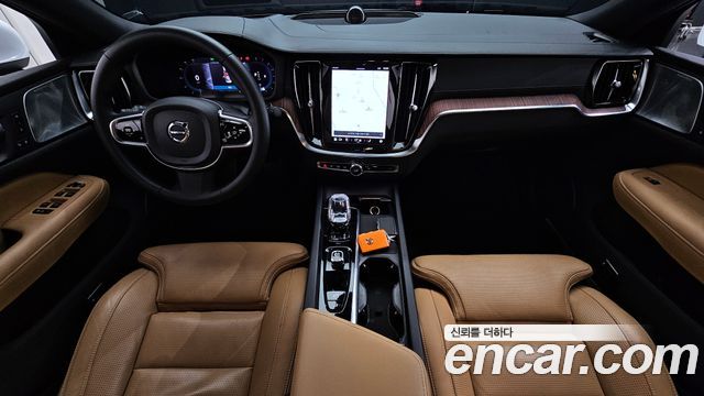 Volvo S60 (III) B5 Ultimate Bright 2024 — фото 7