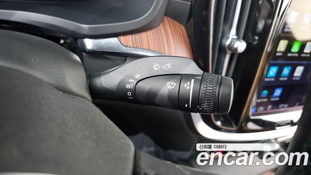 Volvo S60 (III) B5 Ultimate Bright 2024 — фото 30