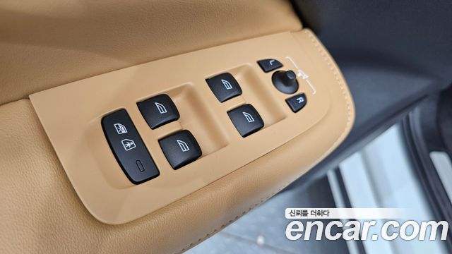 Volvo S60 (III) B5 Ultimate Bright 2024 — фото 36