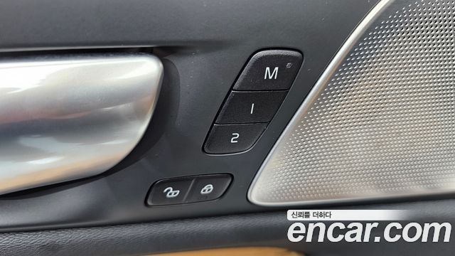 Volvo S60 (III) B5 Ultimate Bright 2024 — фото 37