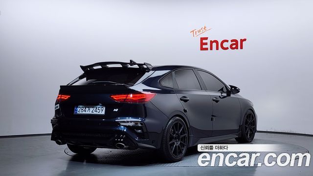 Kia K3 (II) 1.6 Turbo GT 5Door Signature 2022 — фото 2
