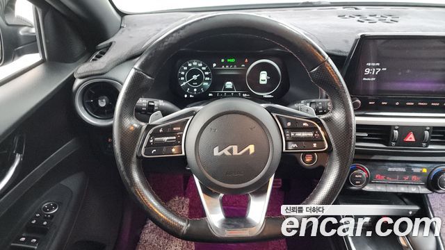 Kia K3 (II) 1.6 Turbo GT 5Door Signature 2022 — фото 14