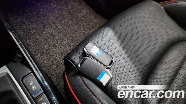 Kia K3 (II) 1.6 Turbo GT 5Door Signature 2022 — фото 16