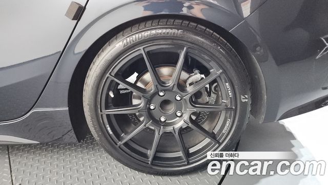 Kia K3 (II) 1.6 Turbo GT 5Door Signature 2022 — фото 21