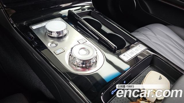 Genesis G80 (RG3) Gasoline 2.5 Turbo AWD 2025 — фото 9