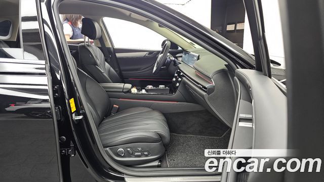 Genesis G80 (RG3) Gasoline 2.5 Turbo AWD 2025 — фото 11