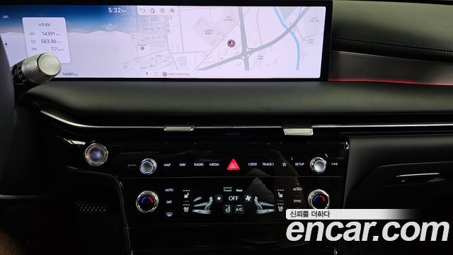 Genesis G80 (RG3) Gasoline 2.5 Turbo AWD 2025 — фото 14