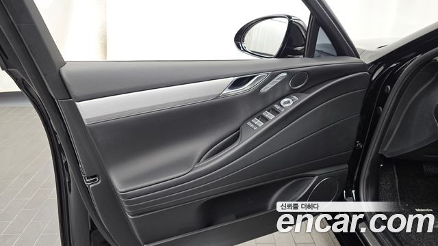 Genesis G80 (RG3) Gasoline 2.5 Turbo AWD 2025 — фото 24