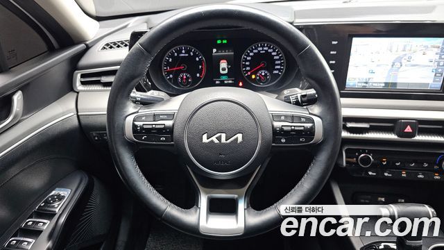 Kia K5 (III) 2.0 LPI(Renter car) Strandard 2023 — фото 12