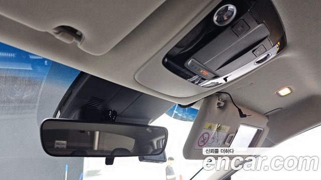 Kia K5 (III) 2.0 LPI(Renter car) Strandard 2023 — фото 17
