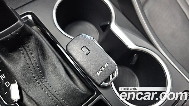 Kia K5 (III) 2.0 LPI(Renter car) Strandard 2023 — фото 32