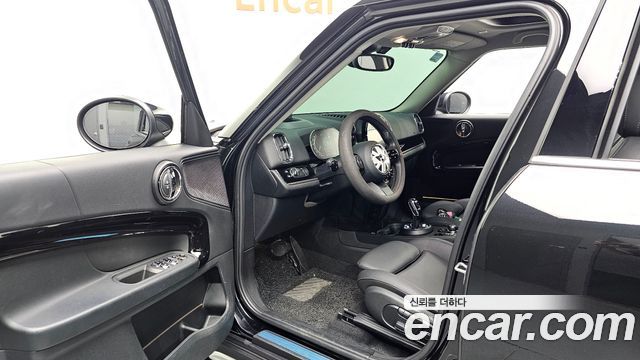 MINI Cooper Countryman Classic 2nd 2023 — фото 10