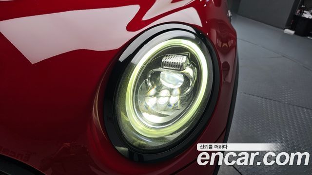 MINI Cooper S 5Door HIGH 3rd 2021 — фото 22