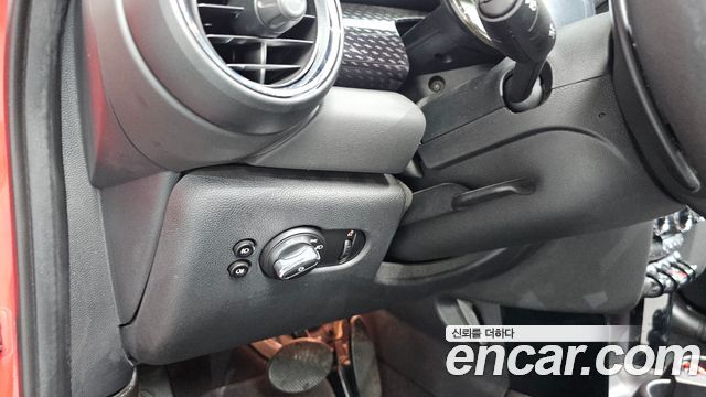 MINI Cooper S 5Door HIGH 3rd 2021 — фото 27