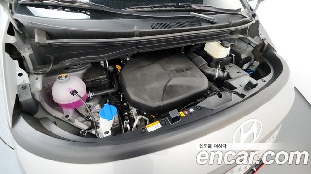 Hyundai Staria Cargo 5-Seater Smart 2025 — фото 6