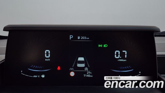 Hyundai Staria Cargo 5-Seater Smart 2025 — фото 8