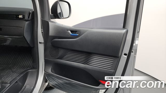 Hyundai Staria Cargo 5-Seater Smart 2025 — фото 30