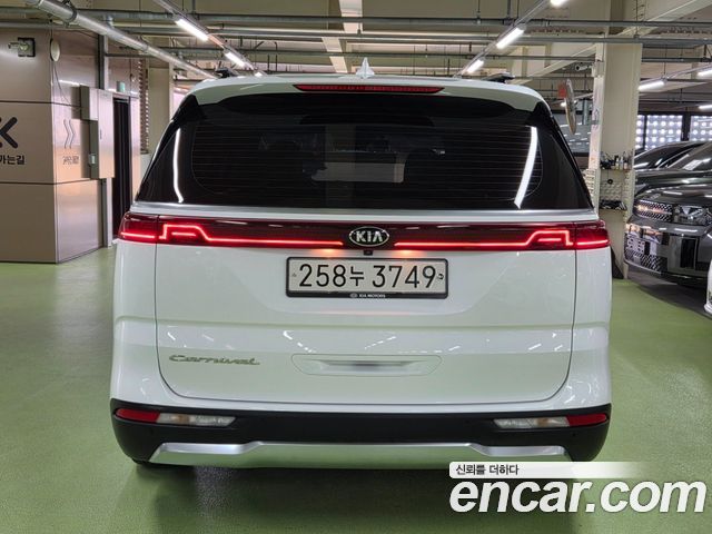 Kia Carnival (IV) Diesel 9-Seater Signature 2021 — фото 6