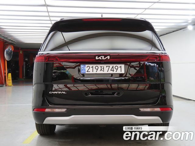 Kia Carnival (IV) Diesel 9-Seater Prestige 2023 — фото 3