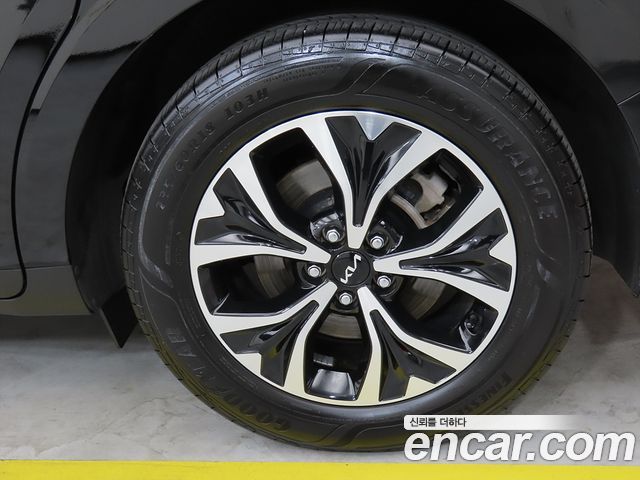 Kia Carnival (IV) Diesel 9-Seater Prestige 2023 — фото 24