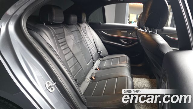 Mercedes-Benz E-Class (W213) E350 4MATIC AMG Line 2019 — фото 26