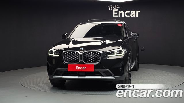 BMW X4 (G02) xDrive20i xLine 2025 — фото 3